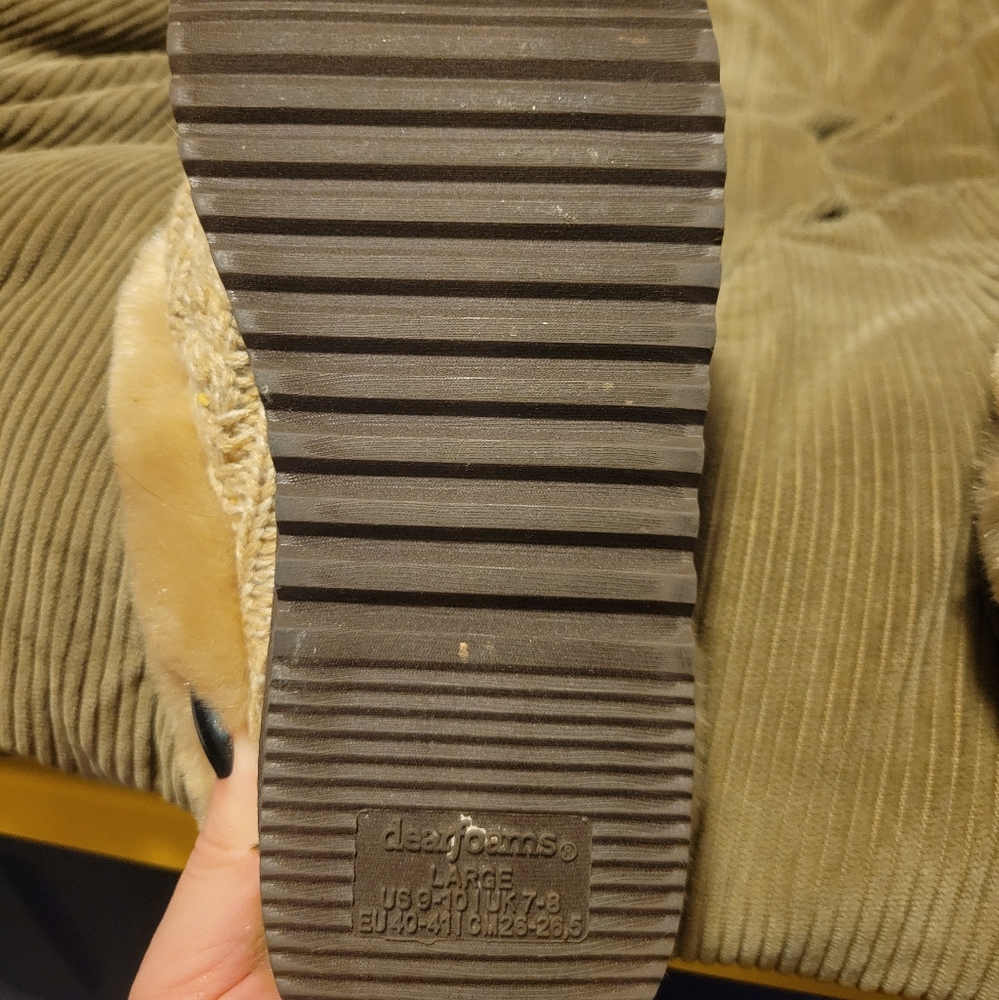 Tan knit hard bottom slippers with tan fur size 7-8 soft foam insert (dear foams - Picture 5 of 6